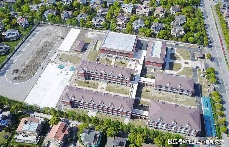 盘欢迎您-小区环境-户型-价格-地址-楼盘详情-周边配套-售楼处电话-交房时间AG凯发K8国际泗泾绿中海(售楼处)首页网站-泗泾绿中海销售中心(营销中心)楼(图12)